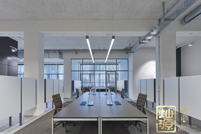 小型網(wǎng)絡公司時尚科技辦公室裝修設計案例